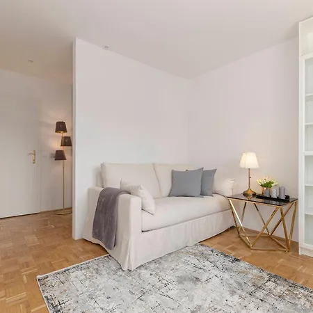 Dse Apartment *