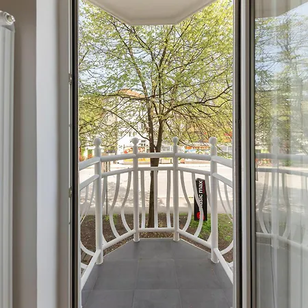 Apartment Dse *